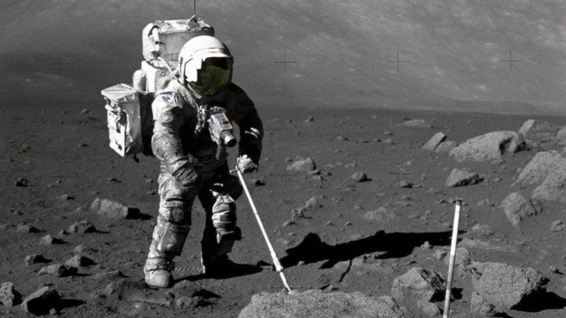 Illustration for article titled Dangerous Moon Dust, Android P's Arrival, and Musk–Grimes Mania: Best Gizmodo Stories of the Week